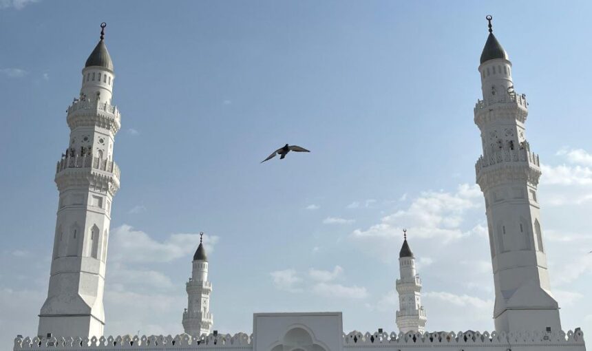 𝗣𝗲𝗿𝘁𝗮𝗻𝘆𝗮𝗮𝗻: Apakah sah ihram haji atau umrah bagi orang yang lupa mandi junub dan langsung berniat ihram dalam keadaan junub