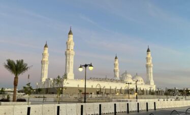 Trip Umrah Hemat Musim Sejuk